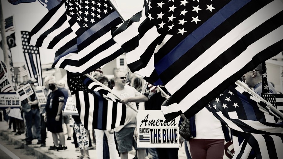 Thin-blue-line-cultists